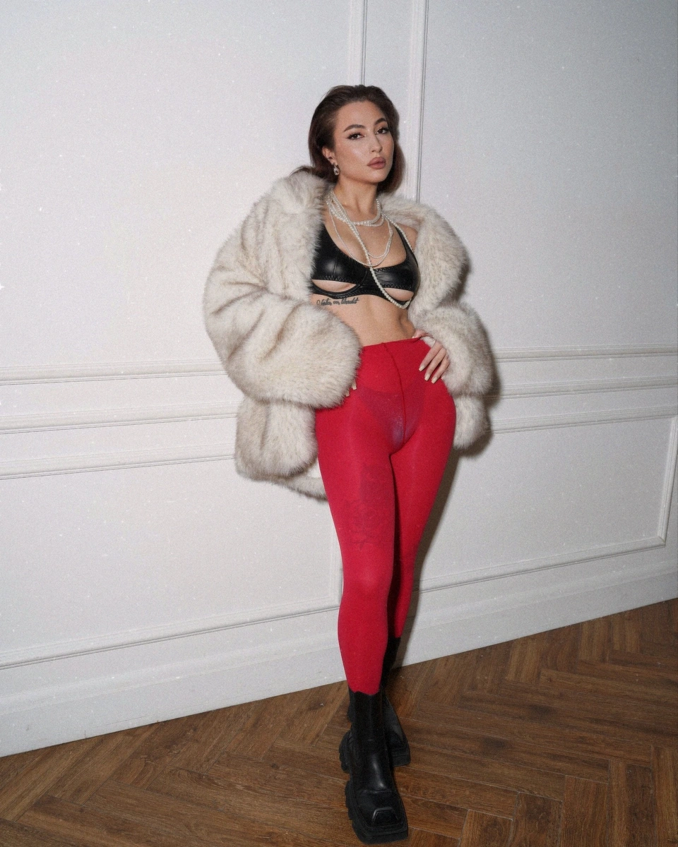 Patricia escort in Hong Kong